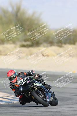 media/Dec-07-2025-CVMA (Sun) [[3e7d2de5dc]]/Race 8-Middleweight Shootout/